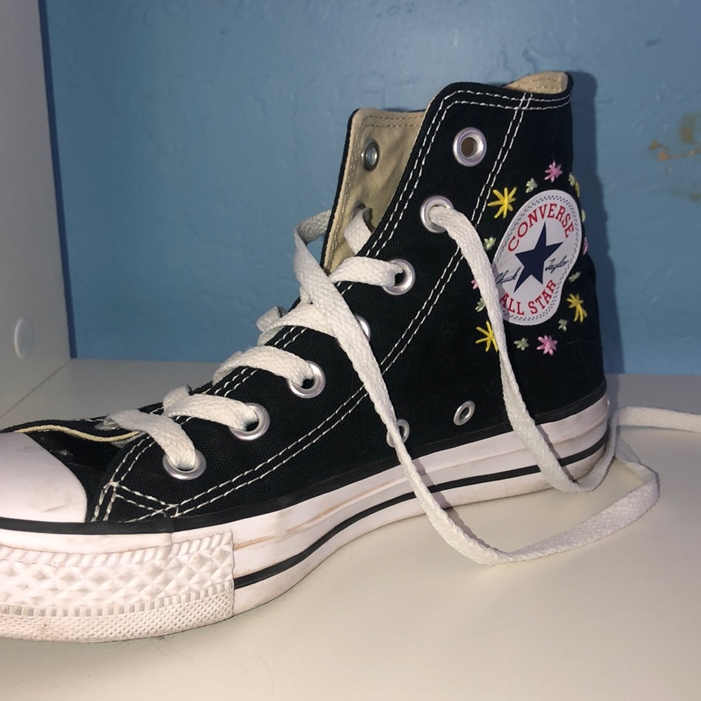 Converse women’s